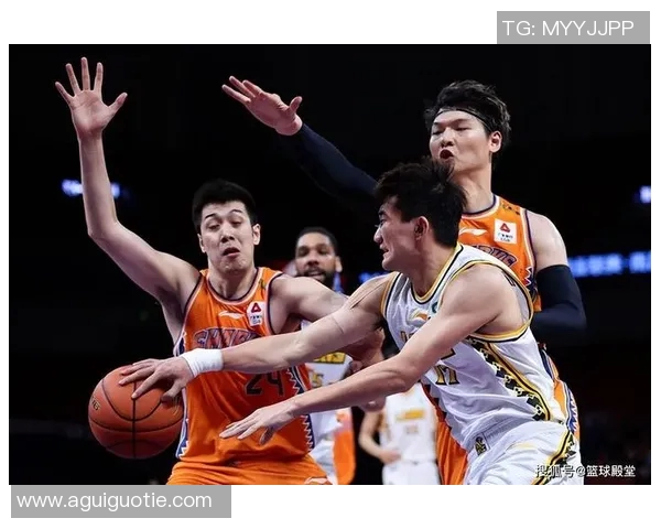 和平精英战术解析：深入探讨RNG团队的进攻策略与战斗风格