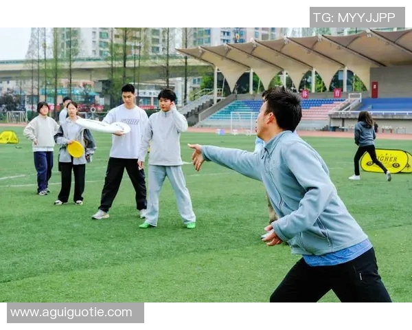 武汉飞盘队配合引发热议球员间默契与争议的背后故事