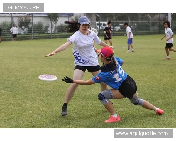 飞盘热潮下的战术之争北京飞盘队如何应对战术分歧与挑战