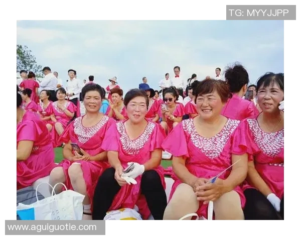 张芳专访：探寻乒乓球背后的成功秘诀与成长历程