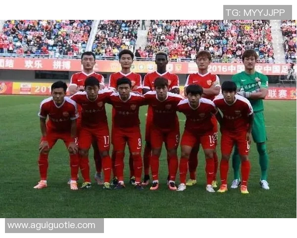 西安篮球队在全国力量排行榜中荣登第七名展现强劲实力与潜力