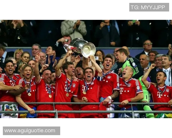 梅西在欧冠对阵拜仁的经典对决回顾与分析