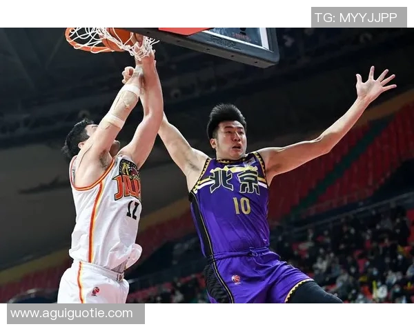 邹雨宸：从篮球新星到职业生涯巅峰的成长之路与奋斗故事