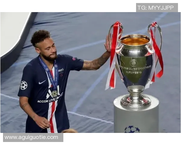 内马尔再度受伤影响巴黎欧冠前景球队前途堪忧