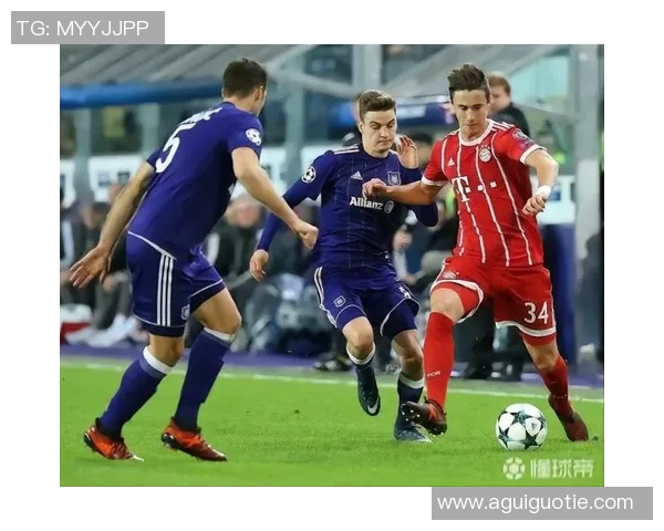 哈维西蒙斯的崛起之路：从青训新星到足球界的璀璨明珠