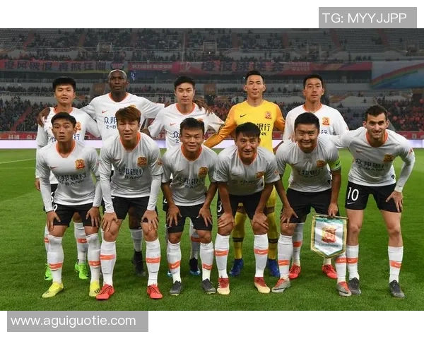 中超精彩对决卓尔迎战河南建业争夺胜利与荣耀 中超精彩对决卓尔迎战河南建业争夺胜利与荣耀