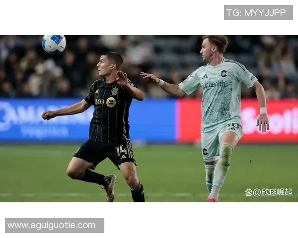 科罗拉多队与洛杉矶FC的激烈对决展现足球魅力与团队精神