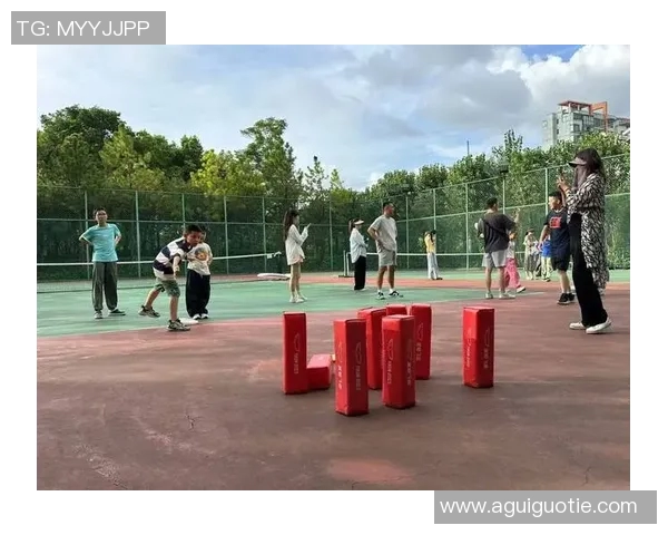 飞盘战术解析：广州飞盘队如何巧妙运用防反策略提升比赛胜率MBA